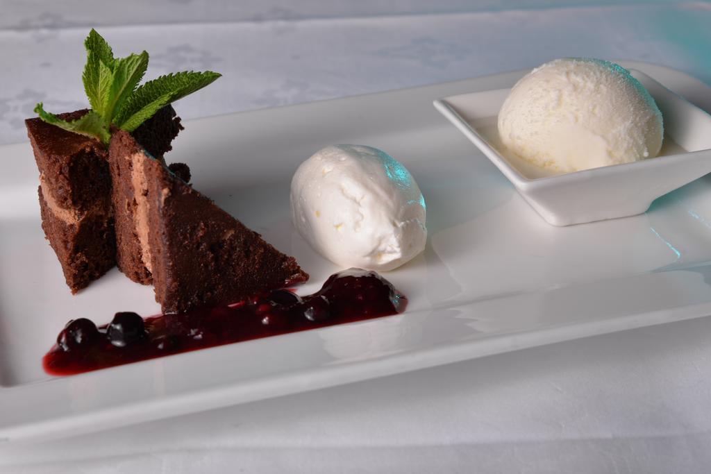 Hotel Cafe Restaurant De Gouden Karper Hummelo ภายนอก รูปภาพ