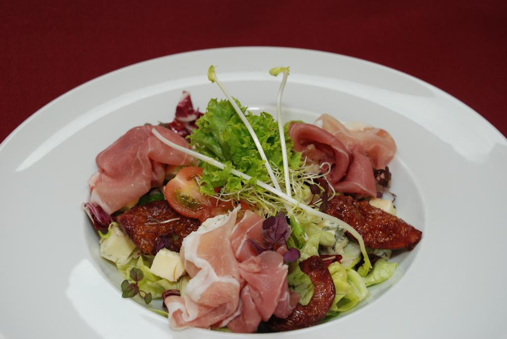 Hotel Cafe Restaurant De Gouden Karper Hummelo ภายนอก รูปภาพ