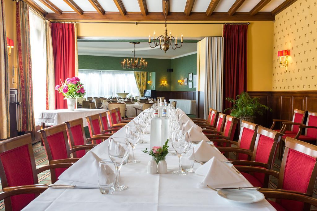 Hotel Cafe Restaurant De Gouden Karper Hummelo ภายนอก รูปภาพ
