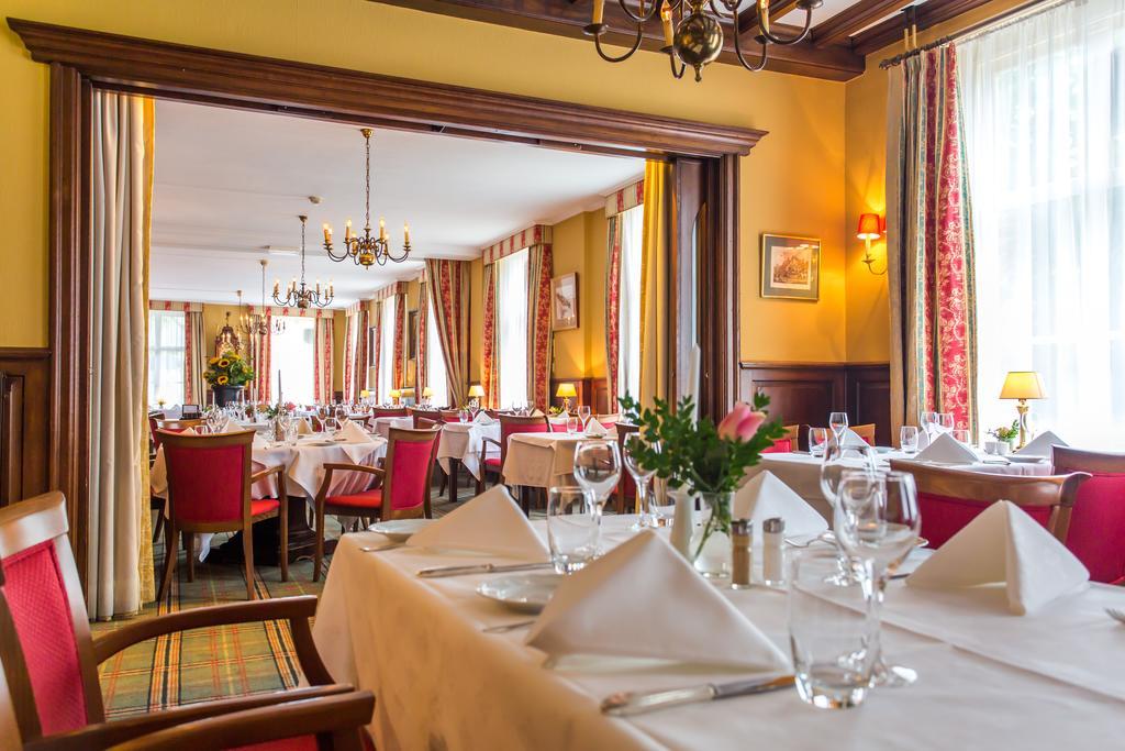 Hotel Cafe Restaurant De Gouden Karper Hummelo ภายนอก รูปภาพ