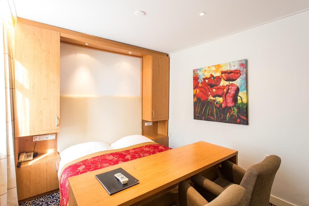 Hotel Cafe Restaurant De Gouden Karper Hummelo ห้อง รูปภาพ